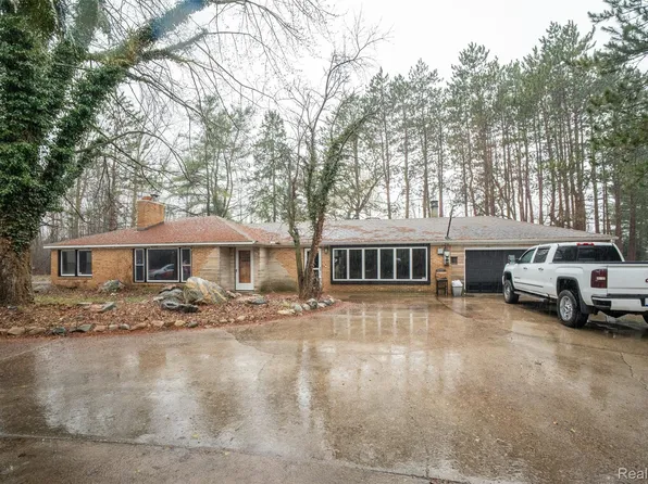 8780 Dixie Hwy, Birch Run, MI 48415
