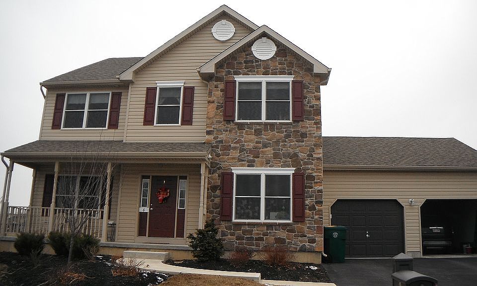 1st image of 6 Mill Brook Ct