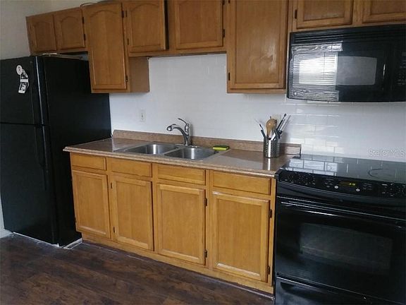 3rd image of 3408 Clay St