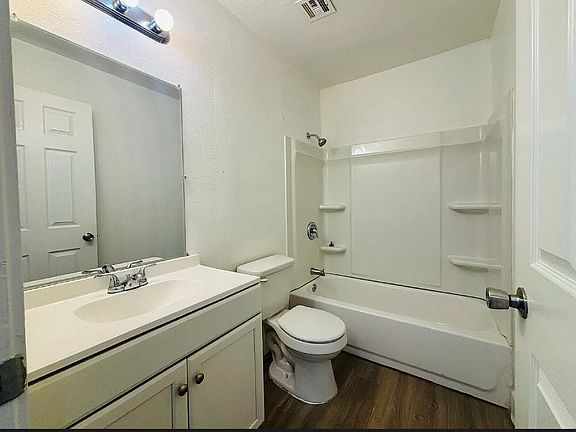 3rd image of 2829 Wheelwright Dr #A