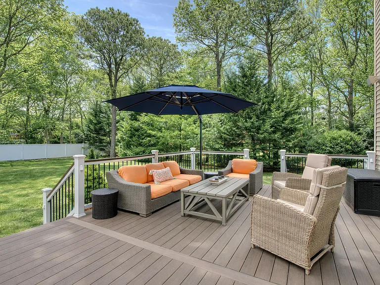 9 Deborah Dr — Photo 9