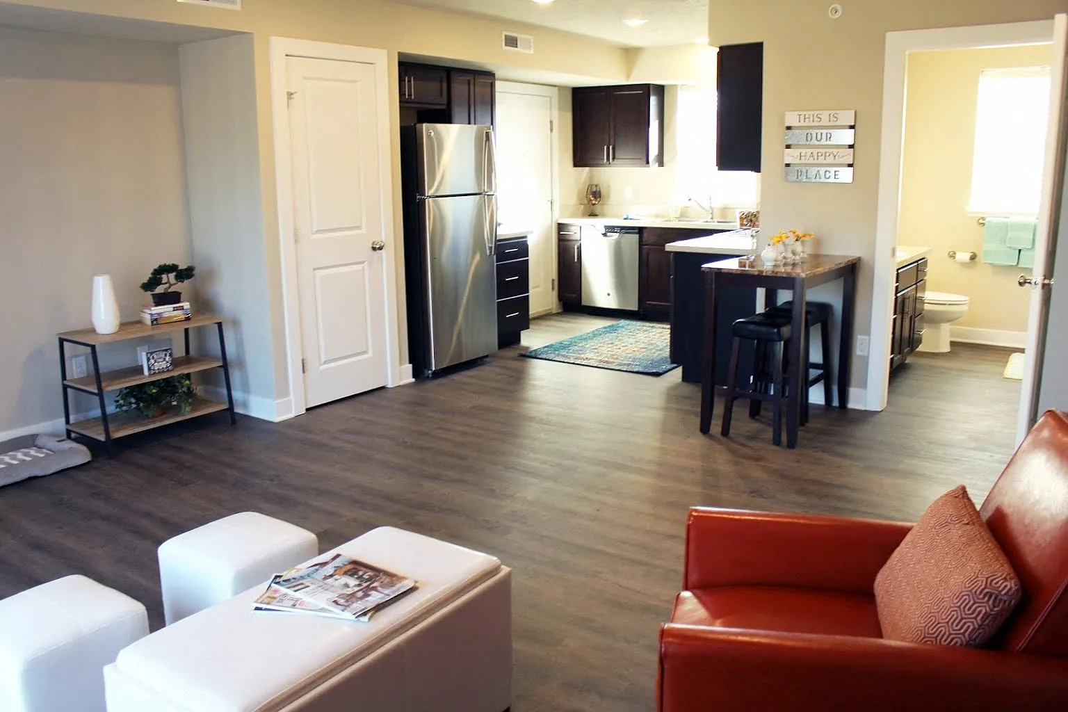 Broadview Apartment Homes — Photo 4