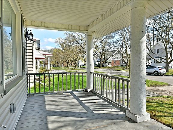 5th image of 438 Garfield St