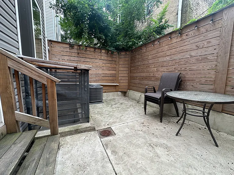 1704 N Marshall St #1 — Photo 10