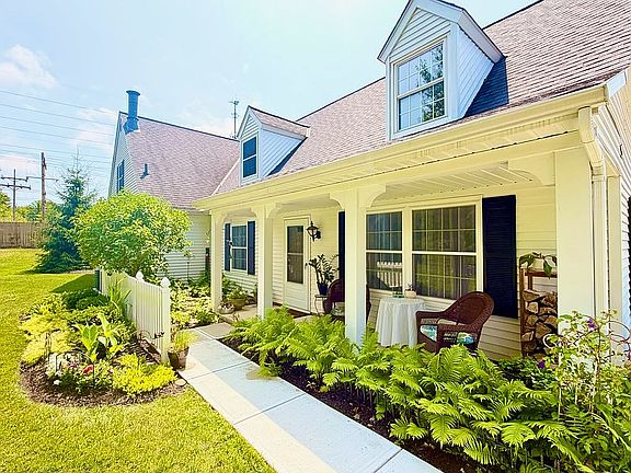 Porch & garden