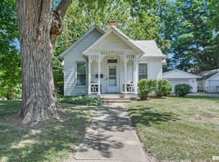 262 S Morgan St, Virginia, IL 62691