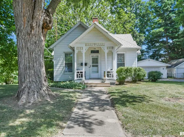 262 S Morgan St, Virginia, IL 62691