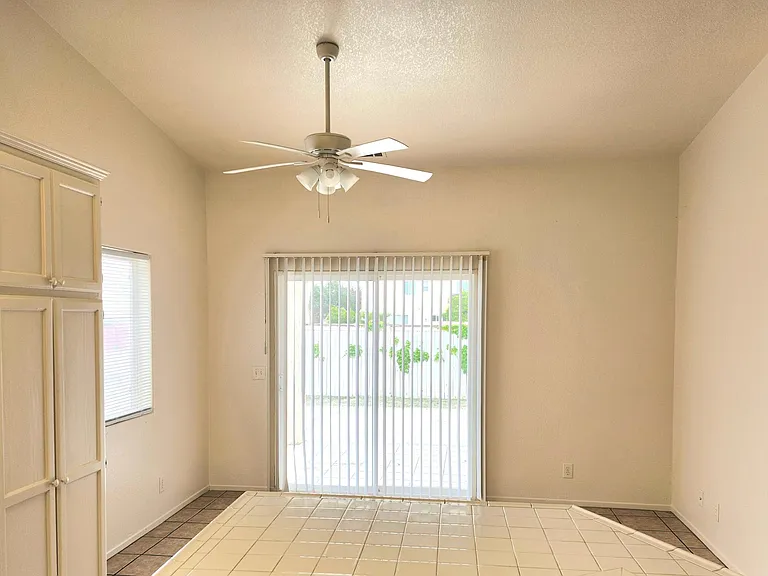 12237 Glenellen Ln — Photo 10