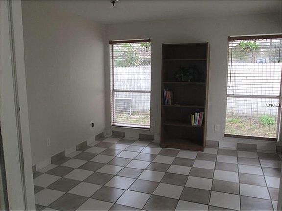 5th image of 1511 Saint Lawrence St