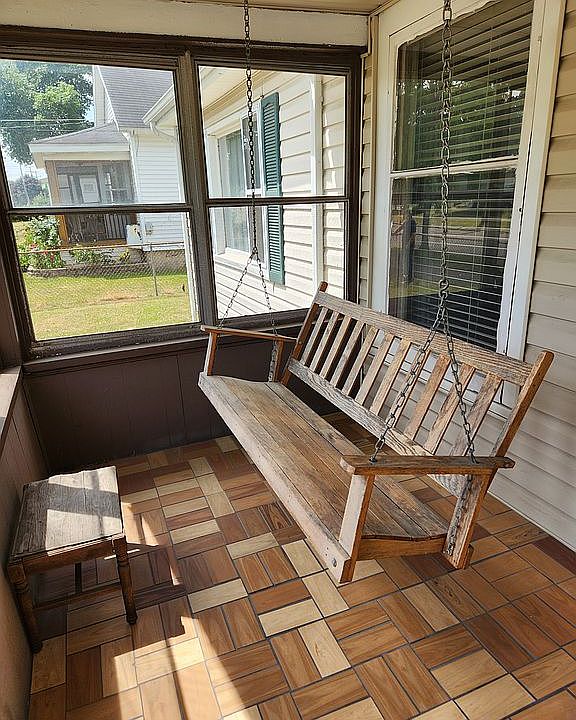 112 N Dwight St, Jackson, MI 49202 Zillow