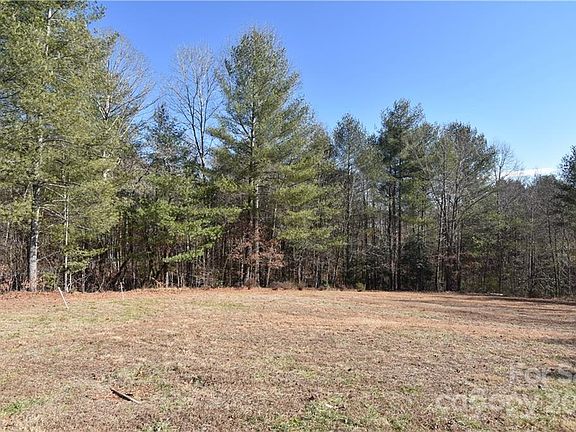 4th image of 4096 Pebblebrook Ct