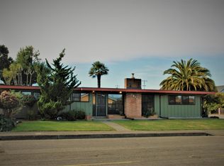 1972 Forest Lake Dr, Eureka, CA 95501