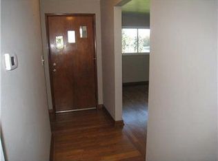 103 Dixie Dr, Oakdale, PA 15071