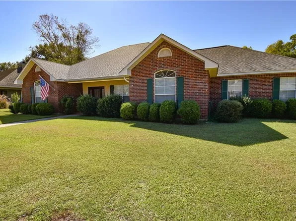 910 W Shore Dr, Alexandria, LA 71303