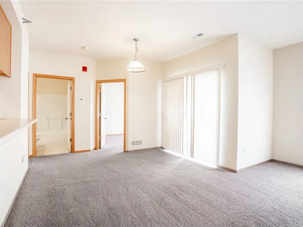 2323 E Porter Ave Unit 46, Des Moines, IA 50320