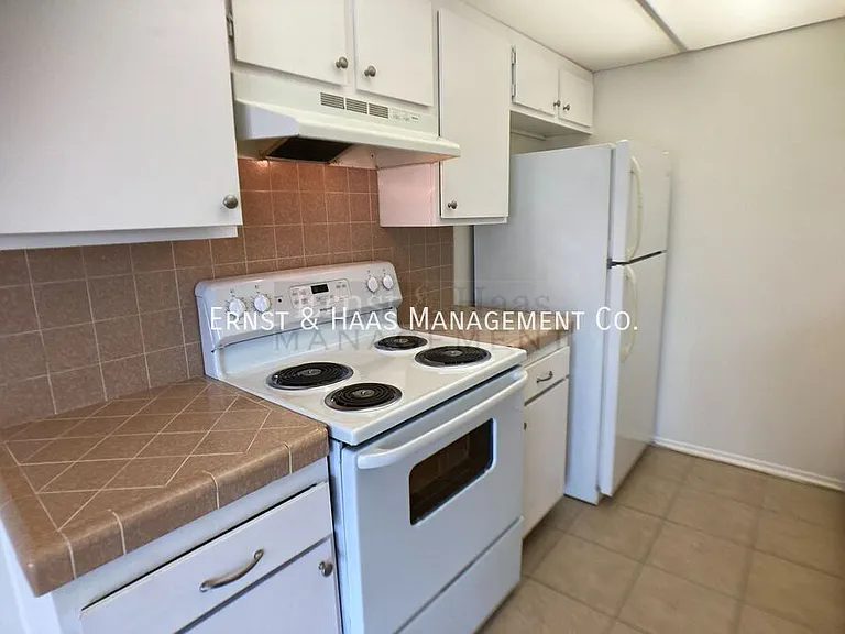 4595 California Ave #209 — Photo 11