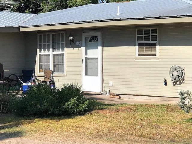Building Photo - 310 Brackenridge Ln #1