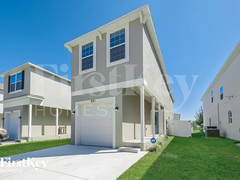421 Finley Ave — Photo 1