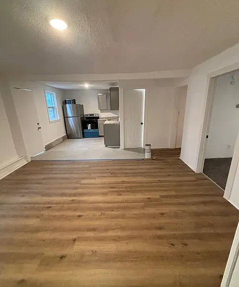 82 Dewitt St — Photo 1