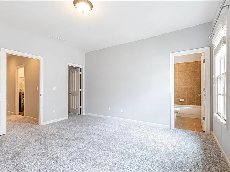 3664 Brookhaven Manor Xing NE — Photo 52