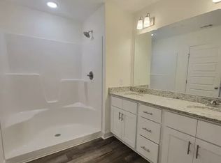 109 Enclave Ct, Statesboro, GA 30458