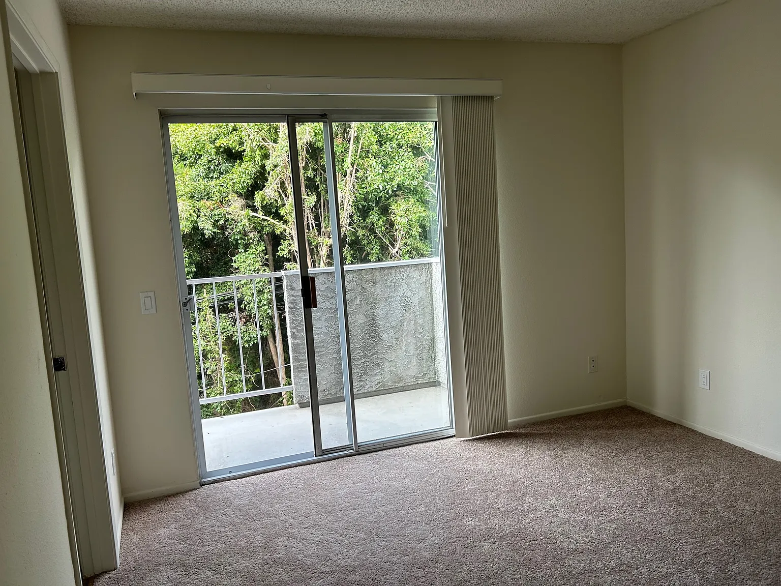 2 bed, 2.5 bath, 1000 sqft, $3,095 — Photo 4