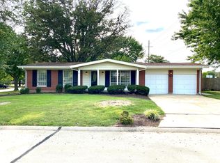 14175 Sunland Dr, Florissant, MO 63034