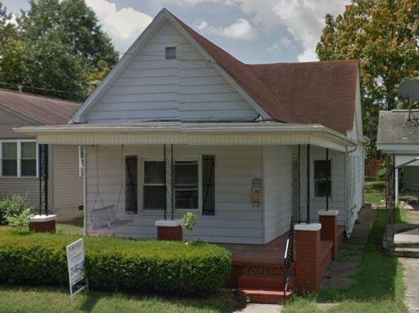 1136 Powell St