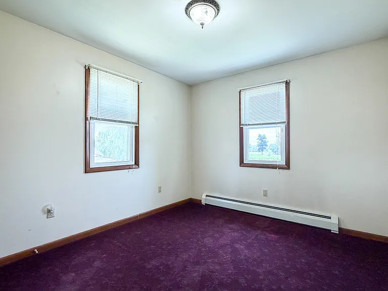 213 Hahnstown Rd — Photo 14