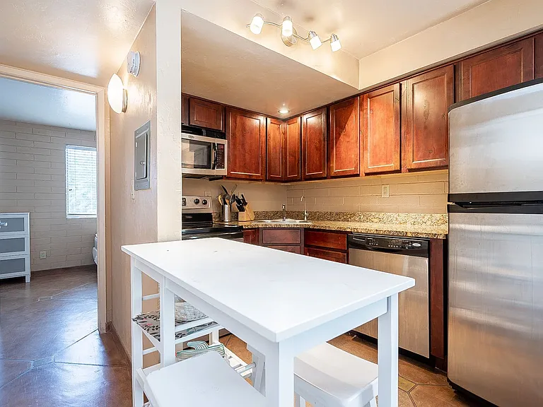 55 N. Cherry Ave. Unit #215 — Photo 30