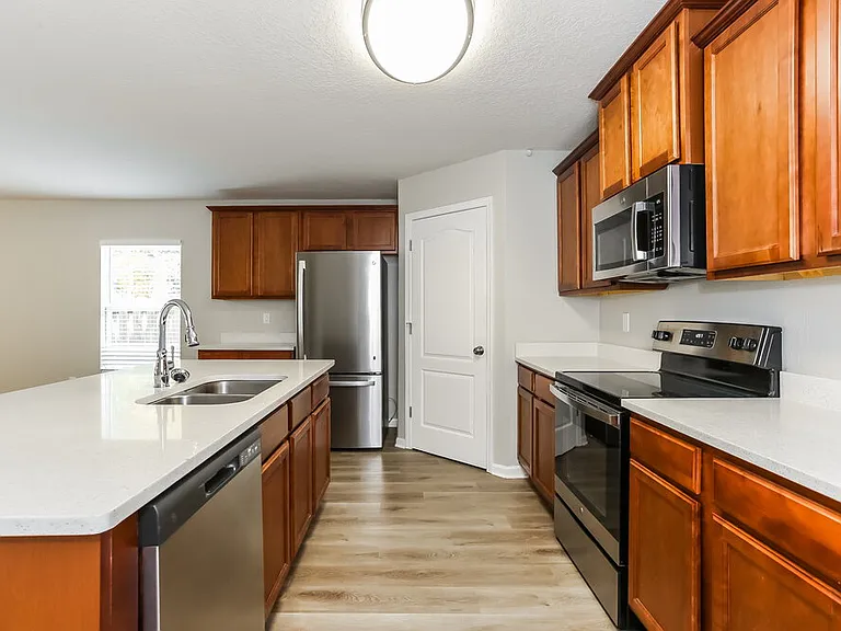 3703 Summit Oaks Dr — Photo 8