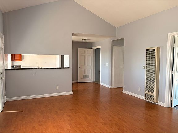 4th image of 1021 Temple Ave APT F