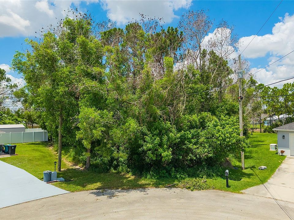 1st image of 5501 NW Chapel Ct