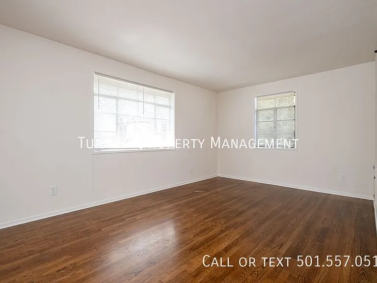 619 Sherman St — Photo 4
