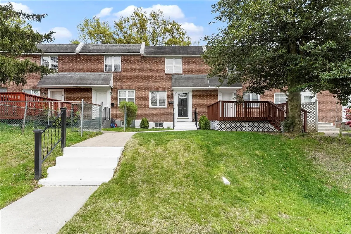4 bed, 1390 sqft, $2,750 — Photo 4