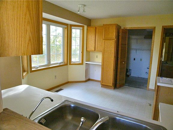 2nd image of 15305 Greenhaven Ln APT 106
