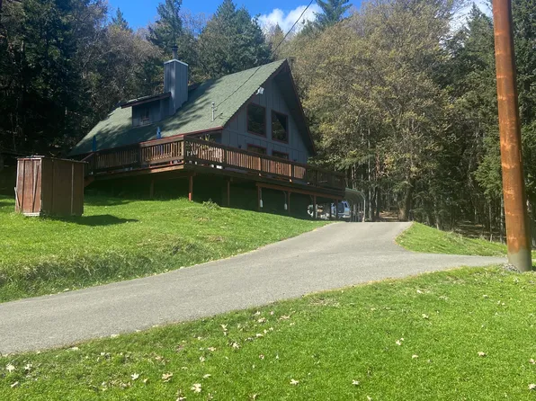 800 Sleepy Hollow Loop, Grants Pass, OR 97527