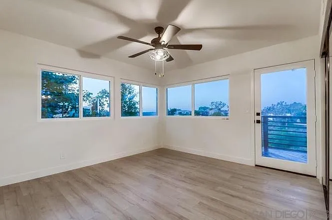 4612 Janet Pl — Photo 9