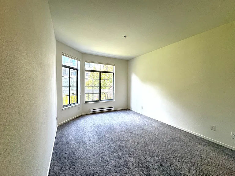 2040 Sutter St #203 — Photo 12