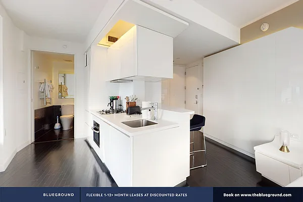 Rented by The Blueground | media 2