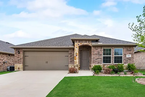 1302 Meadow Creek Dr Photo 1