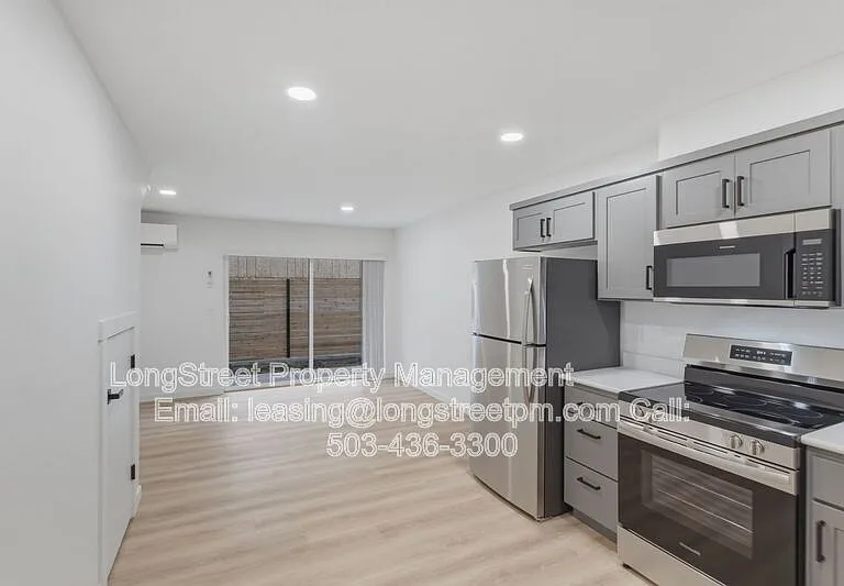 824 S 19th St — Photo 19