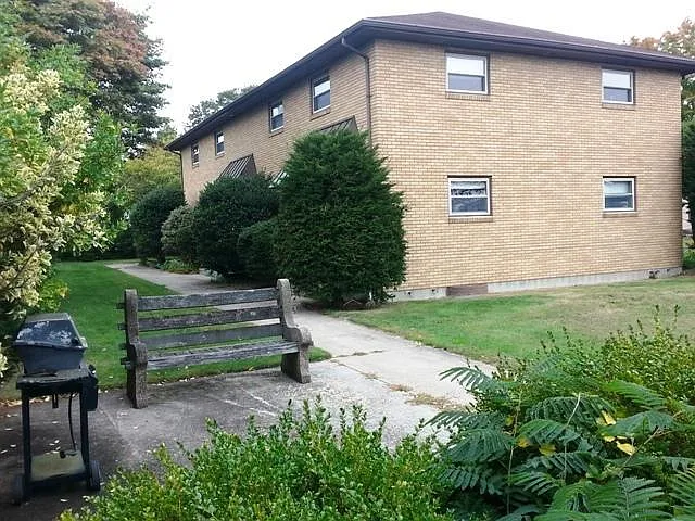 255 Harbor St — Photo 34