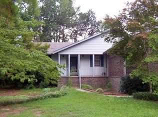 266 Lakeshore Dr, Warner Robins, GA 31088