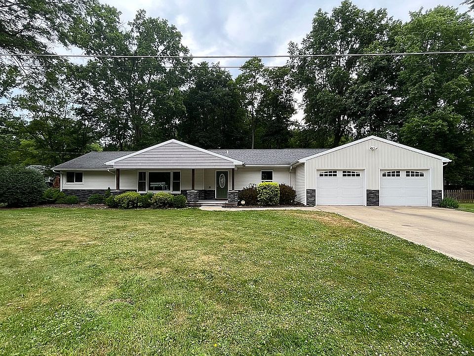 1st image of 3441 Clubview Dr