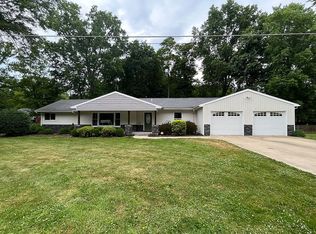 3441 Clubview Dr, Barberton, OH