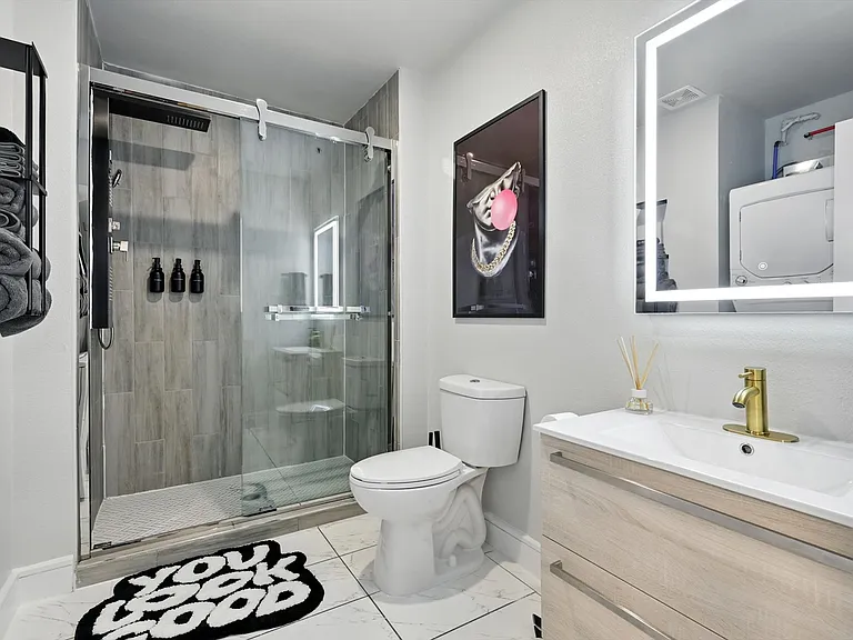 5025 San Jacinto St #203 — Photo 14