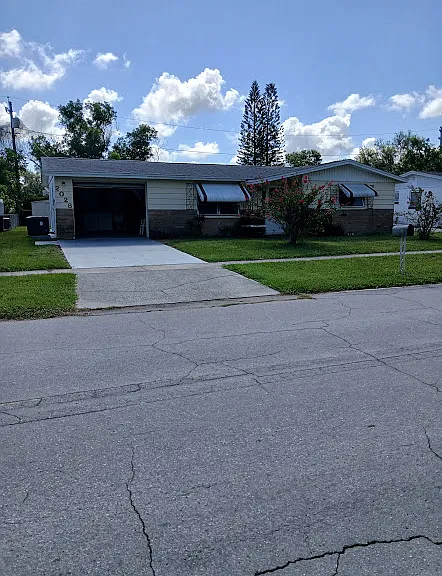 2028 Arcadia Rd — Photo 1