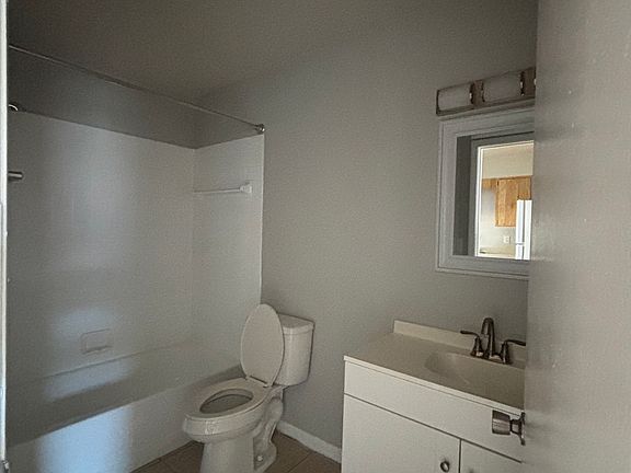 5th image of 10767 71st Ave #2