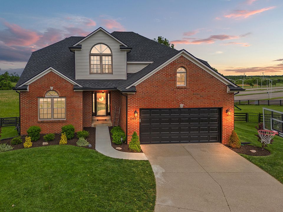 1st image of 1305 Parkview Ct